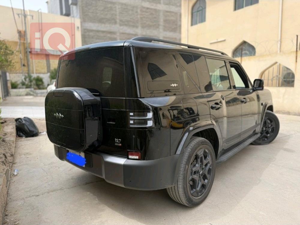 BYD Leopard 7